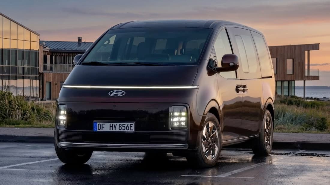 Hyundai Staria Load